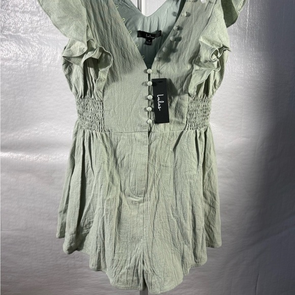 Lulu's Green Puff Sleeve Romper with Ruffled Smocked Details - Picture 2 of 4